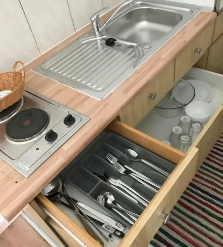 Arbeiterwohnungen Hauptbahnhof דירה *